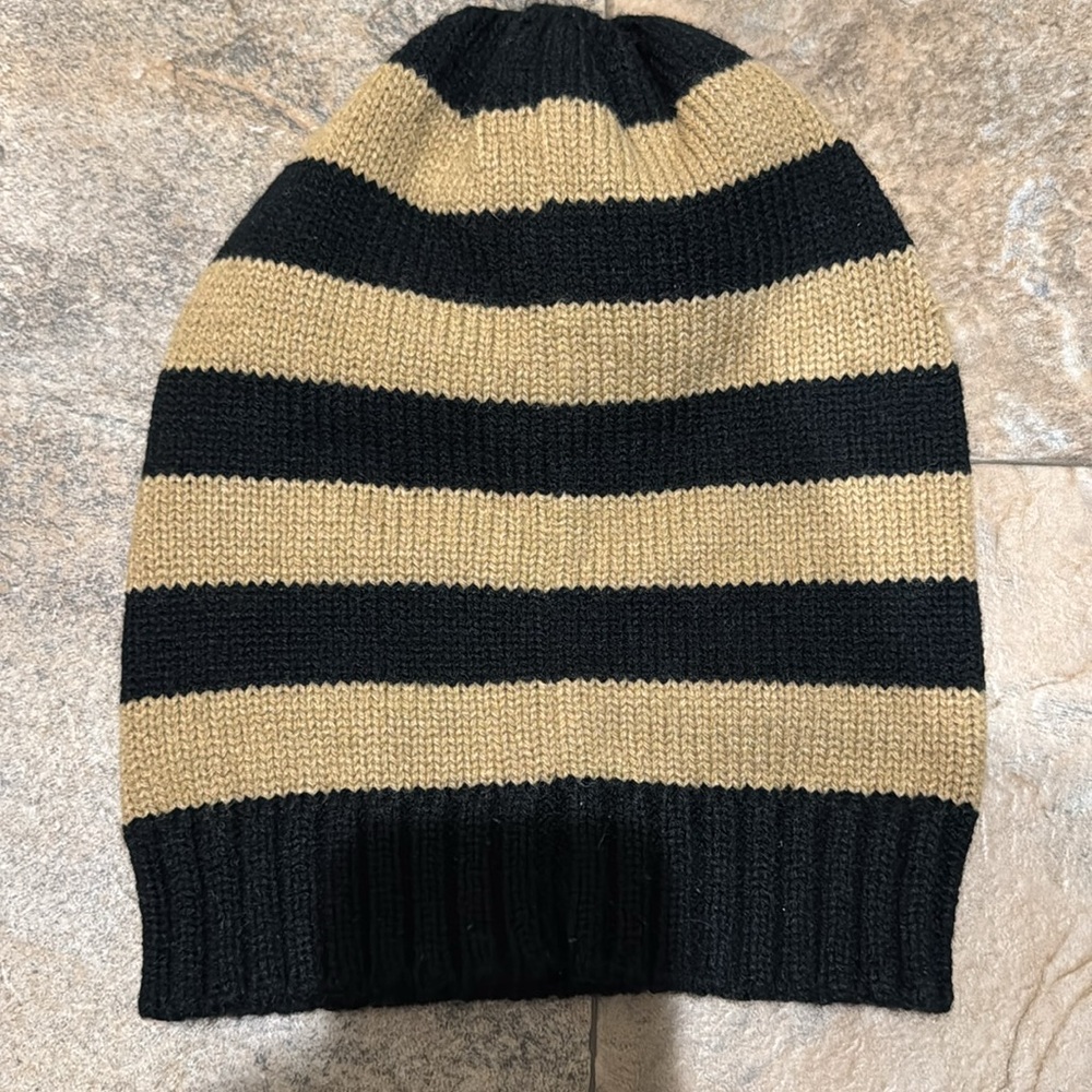 Michael Kors Hat - Picture 3 of 3